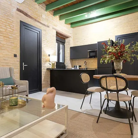 Genteel Acetres Apartment *