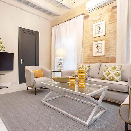 Genteel Acetres Apartment